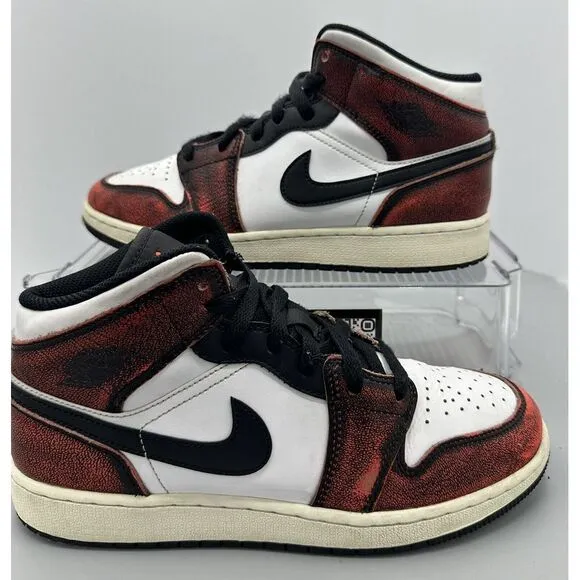 Air Jordan 1 Mid SE Kid's Wear-Away Chicago FB0568-006 Sneakers Size 6.5Y Boys