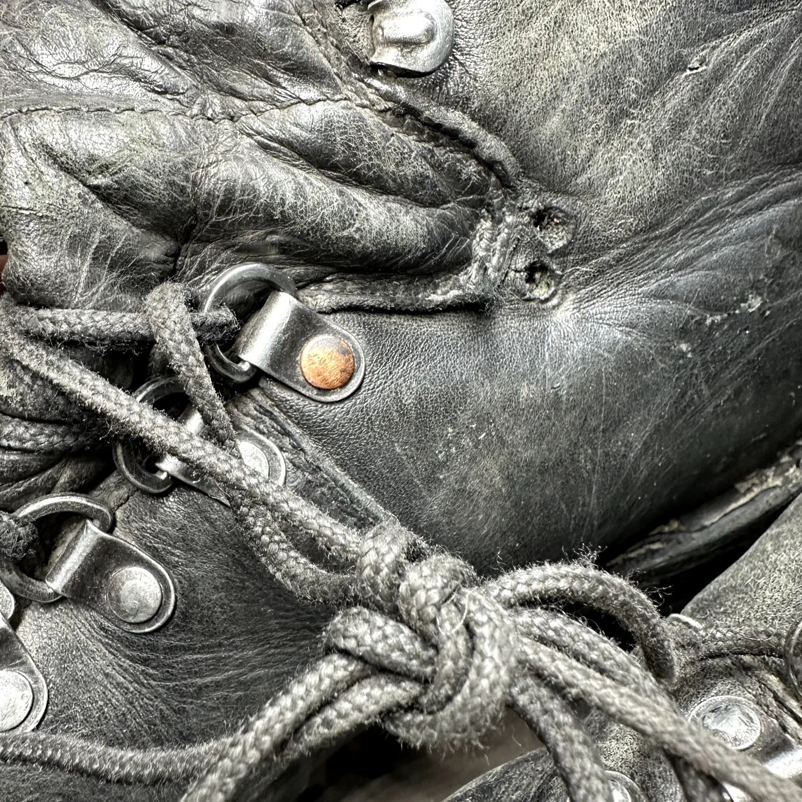 Austrian Army Black Leather Army Heavy Duty Combat Boots - Size EU 42 - UK 8