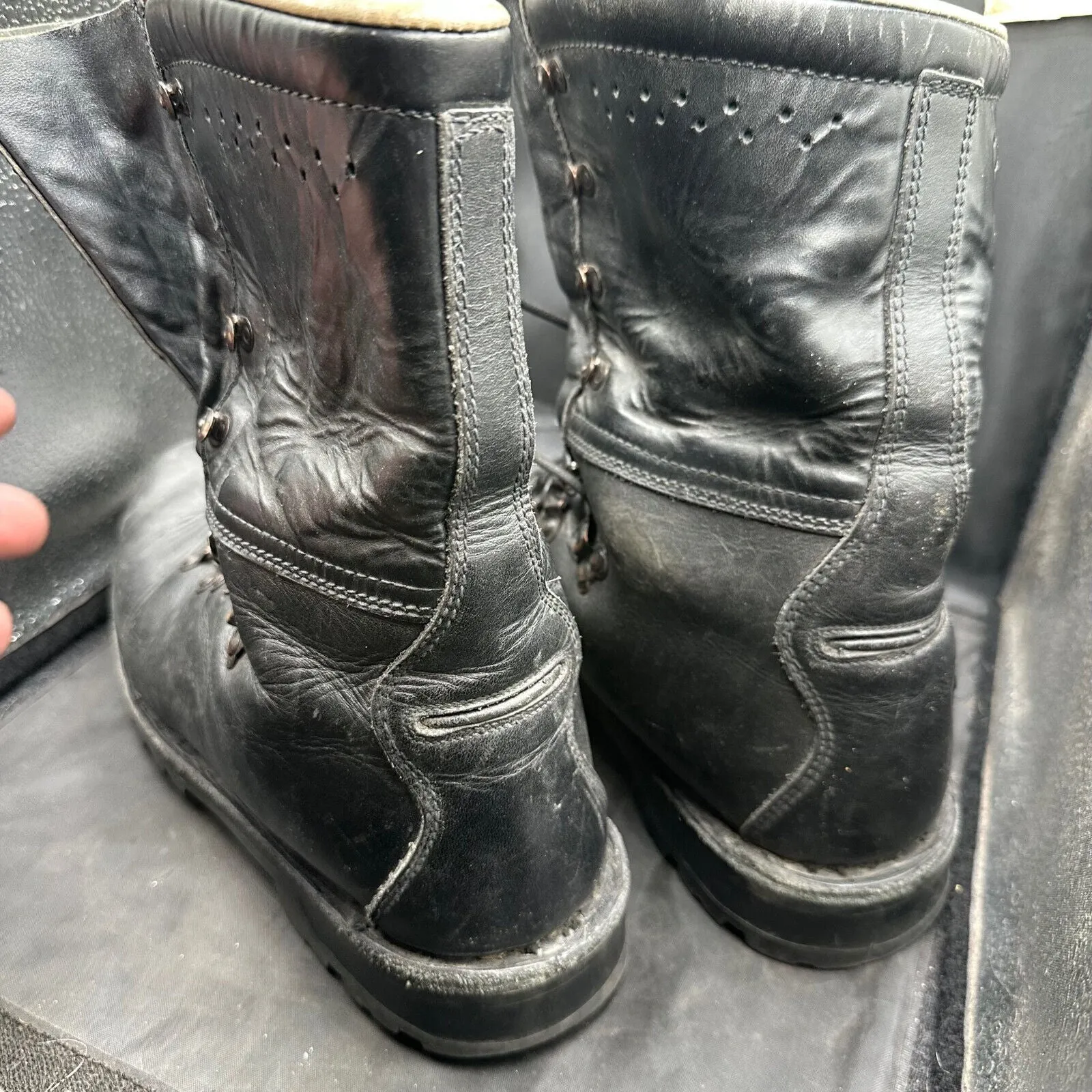 Austrian Army Black Leather Heavy Duty Combat Boots - Size EU 44 - UK 9.5