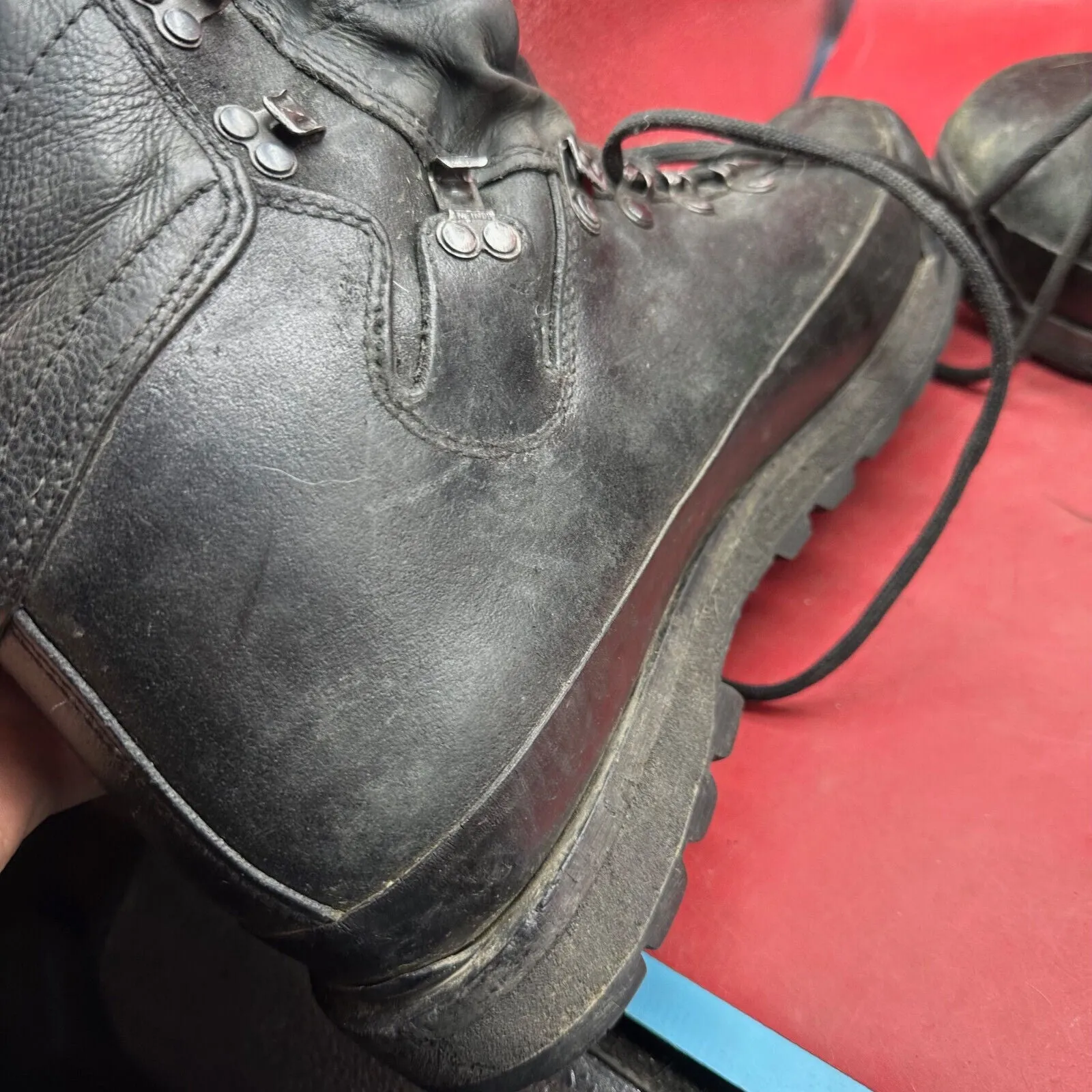 Austrian Army Black Leather MEINDL Heavy Duty Combat Boots - Size EU 43 - UK 9