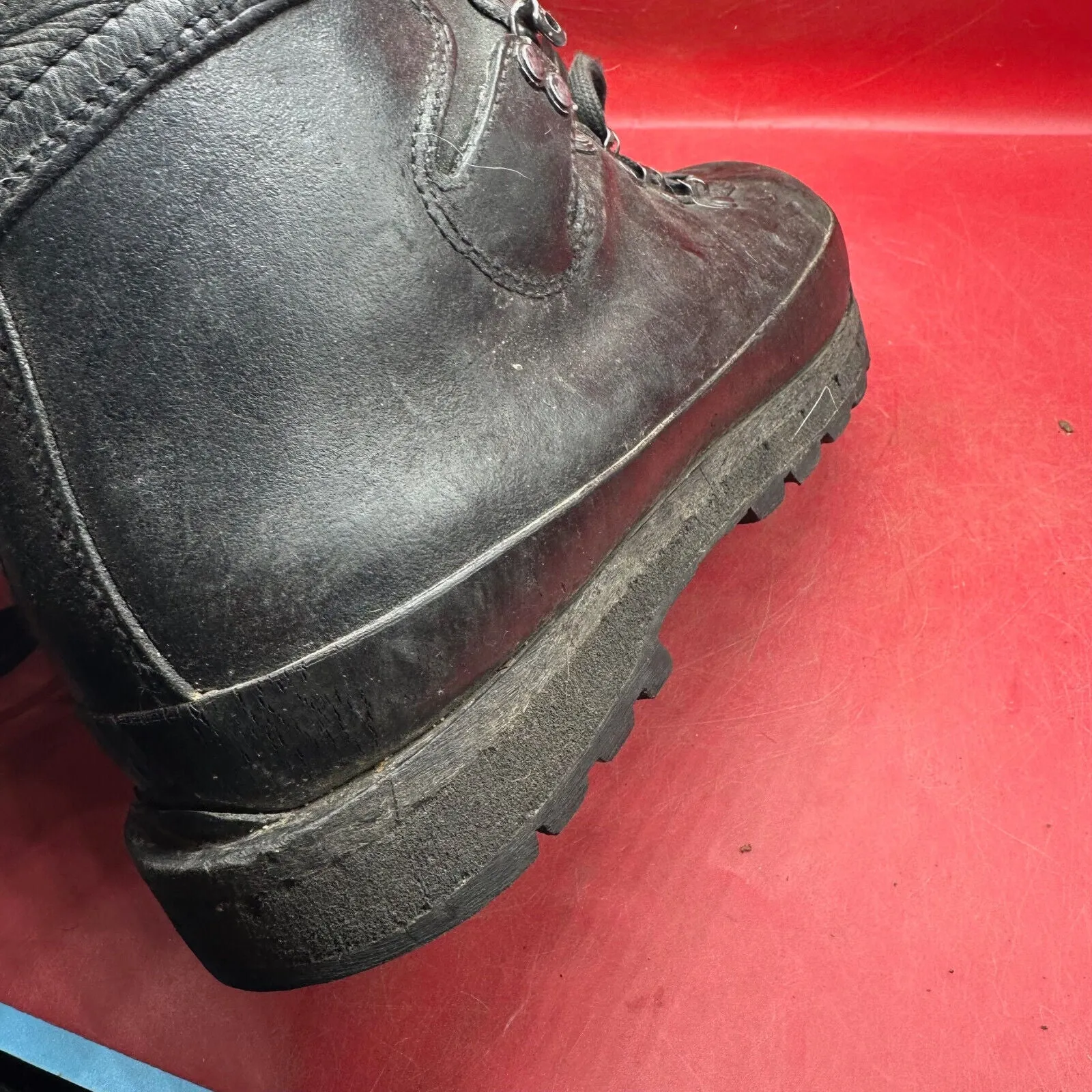 Austrian Army Black Leather MEINDL Heavy Duty Combat Boots - Size EU 43 - UK 9