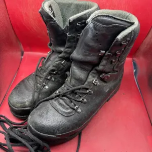 Austrian Army Black Leather MEINDL Heavy Duty Combat Boots - Size EU 43 - UK 9