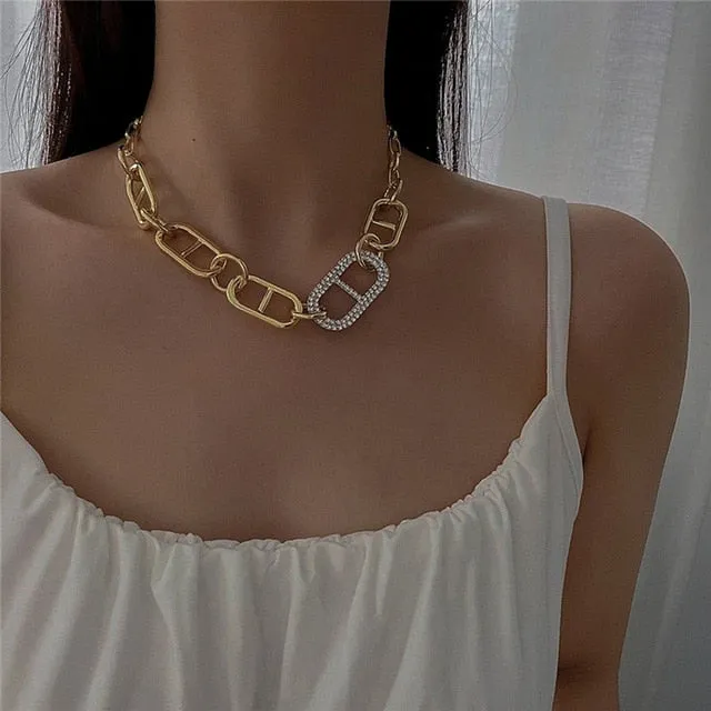 Chain Toggle Clasp Gold Necklace for Women