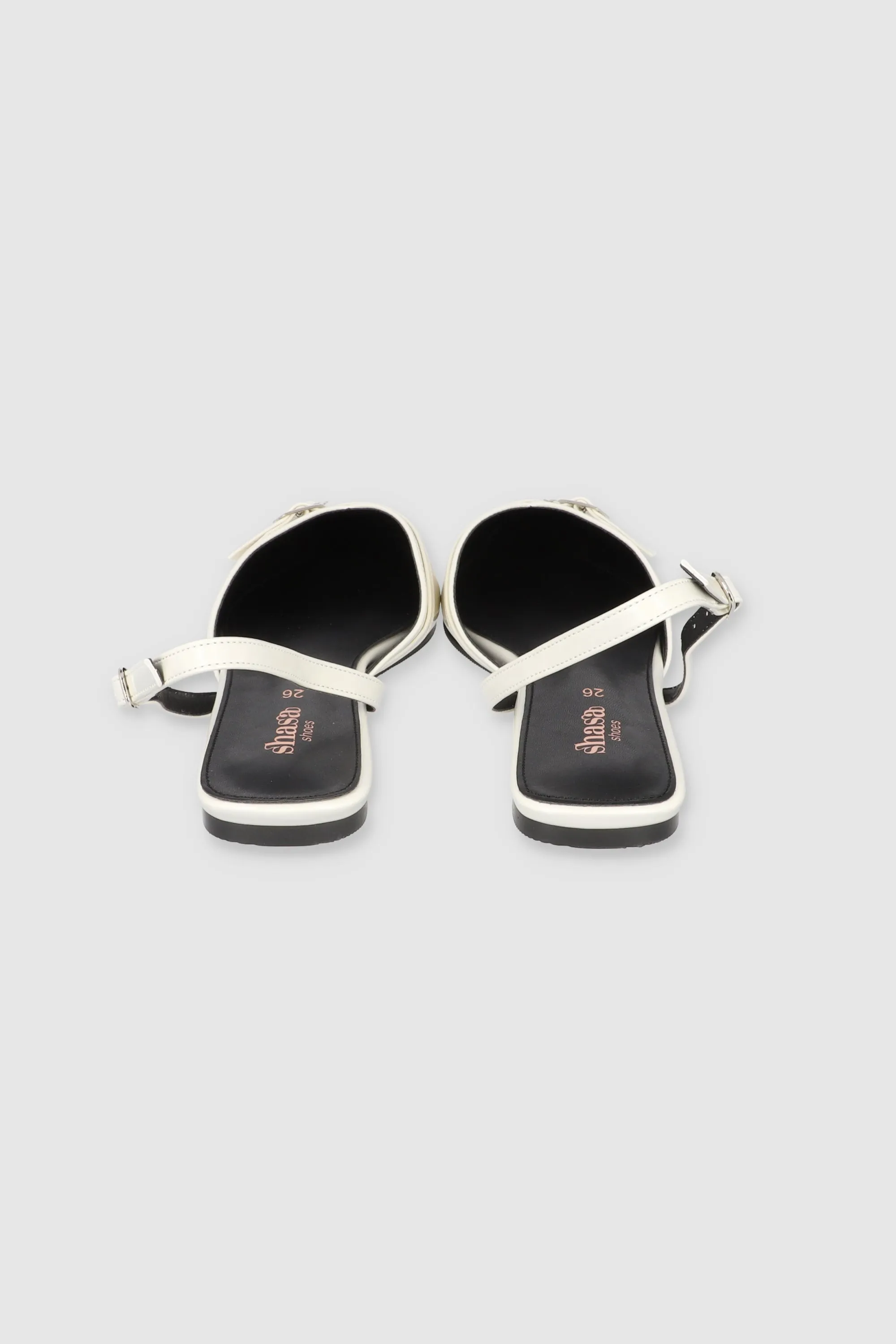 Flat Pointy Straps