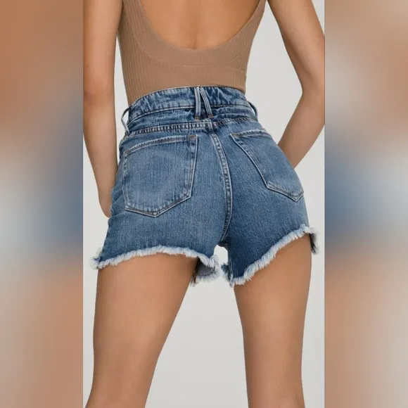 Good american NWT 6 revolve bombshell distressed high waist denim Shorts