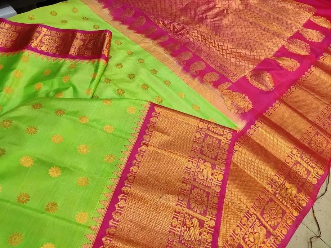 New Trendy Gadwal Pure Silk Saree