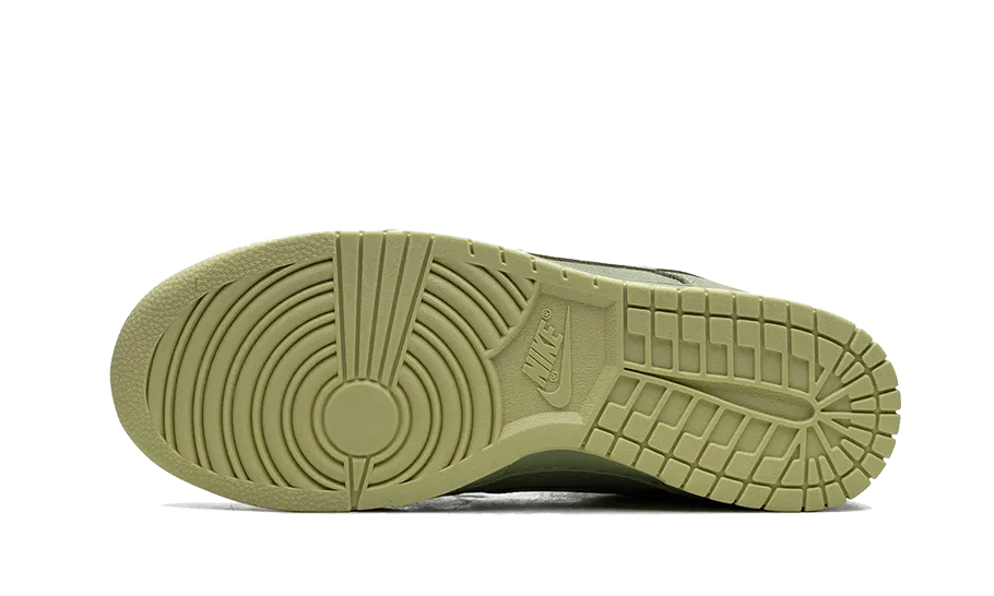 Nike Dunk Low Premium Oil Green