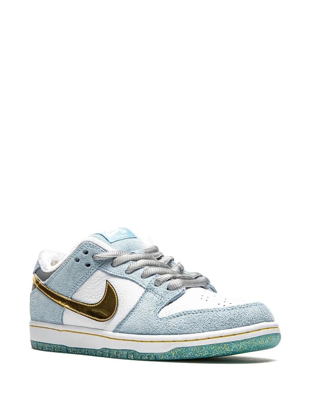 Nike SB Dunk Low sneakers