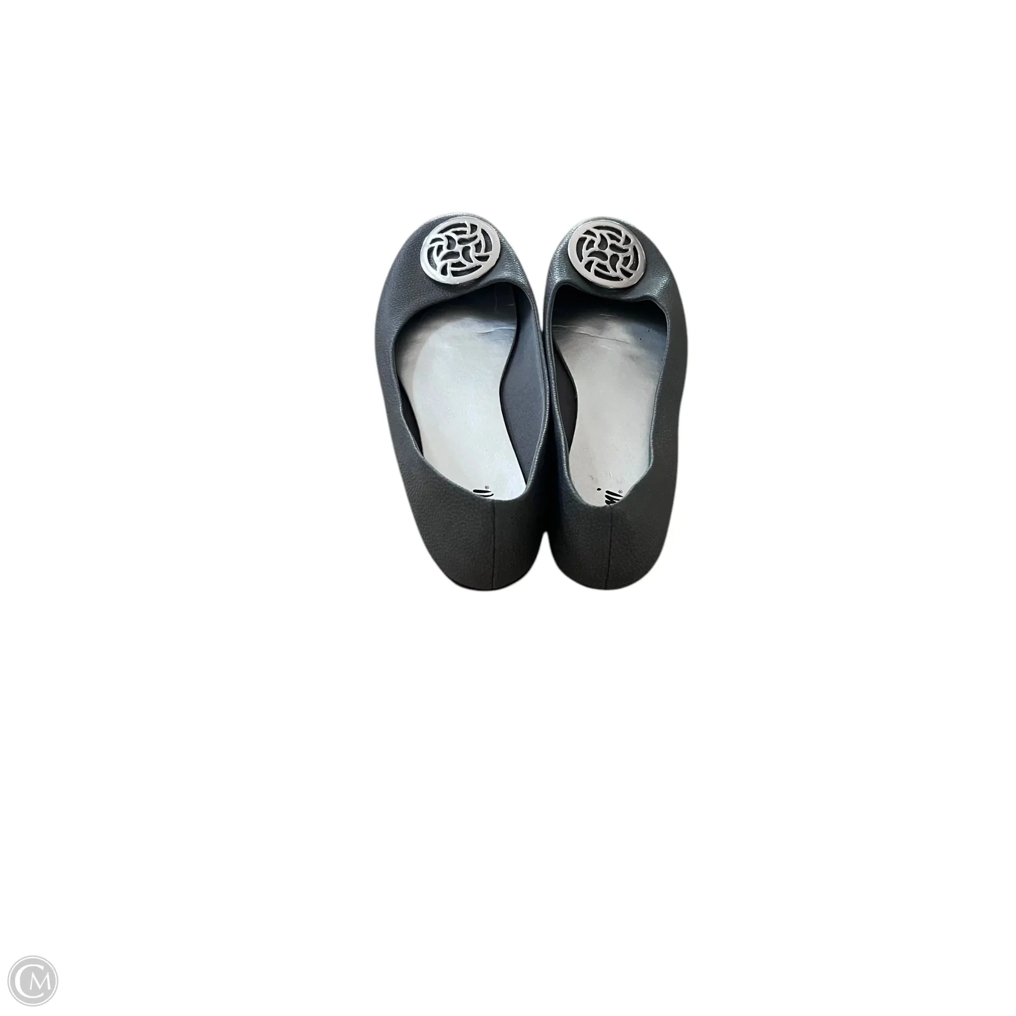Shoes Flats By Fioni In Grey & Silver, Size: 8.5