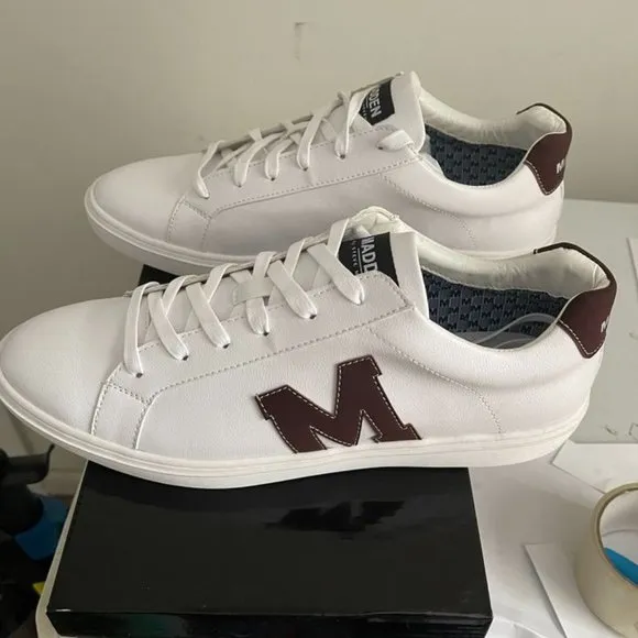 Steve Madden Dombin Nubuck Men's Designer Sneakers SZ 11 !!!NEW!!! (MSRP 88.00)