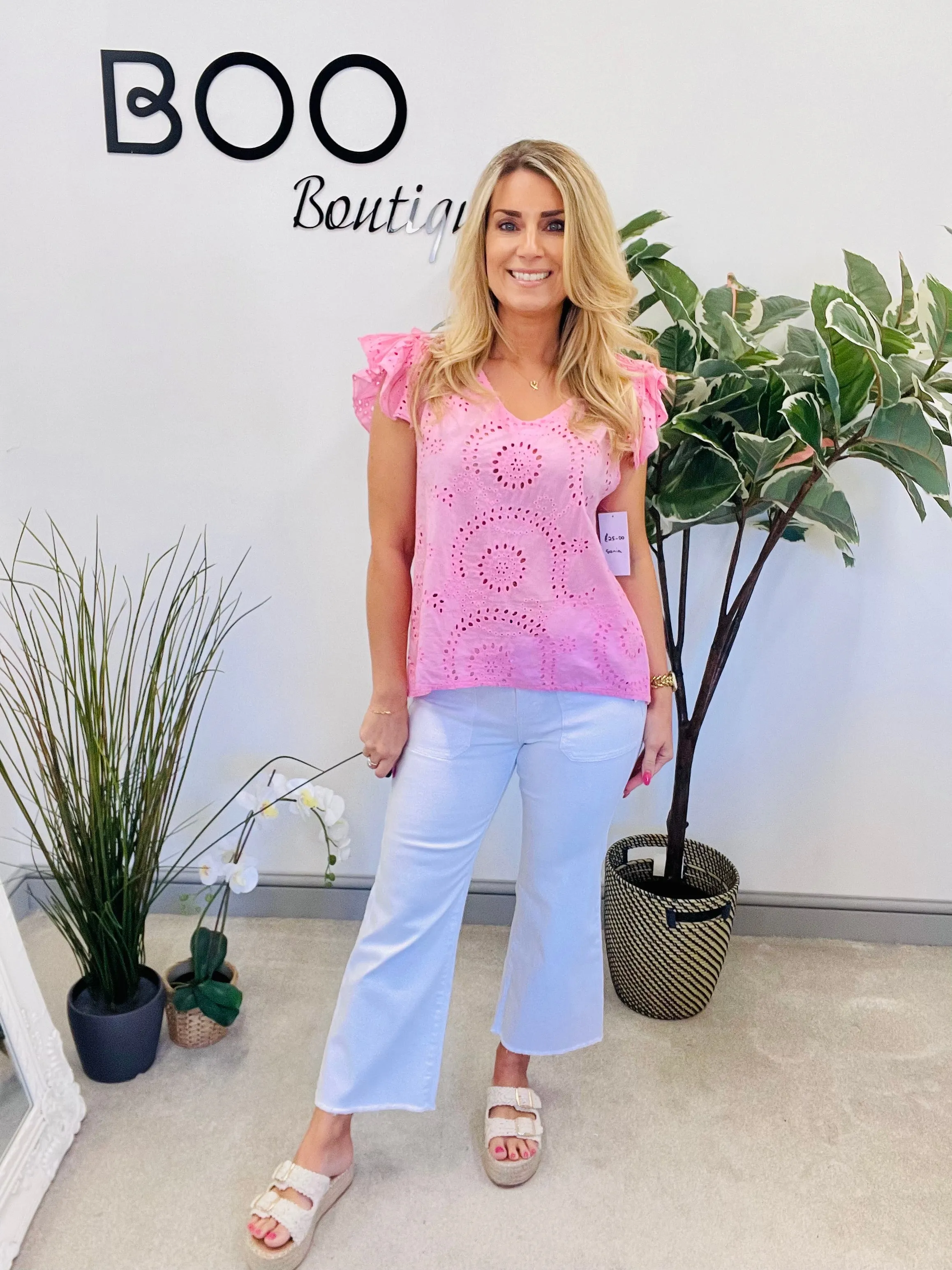 The VAL white  cropped jeans - sizes 8 to 16