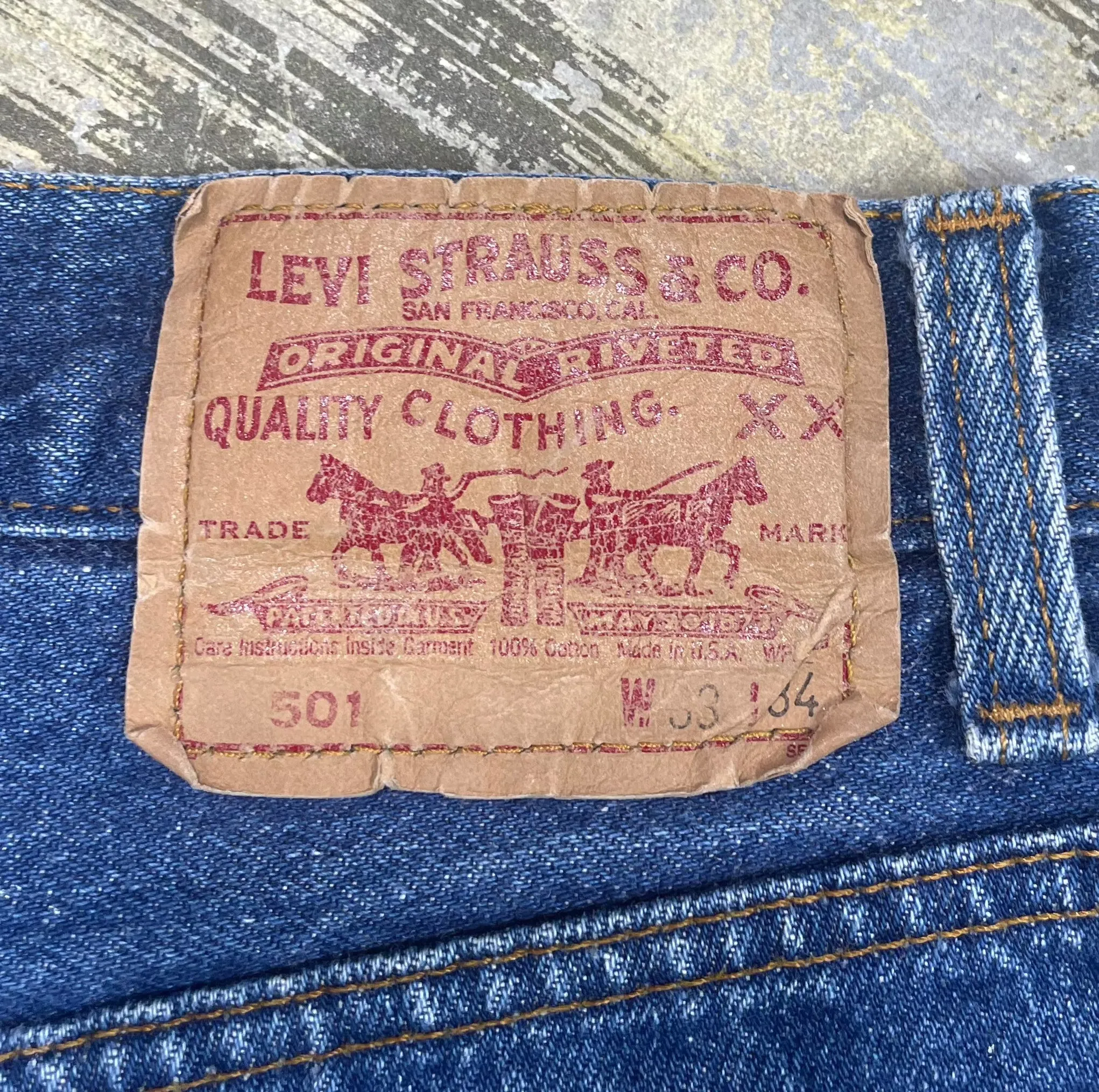 Vintage USA Made Levi 501 Premium Wash & Paint Denim Jeans (JYJ-0315)