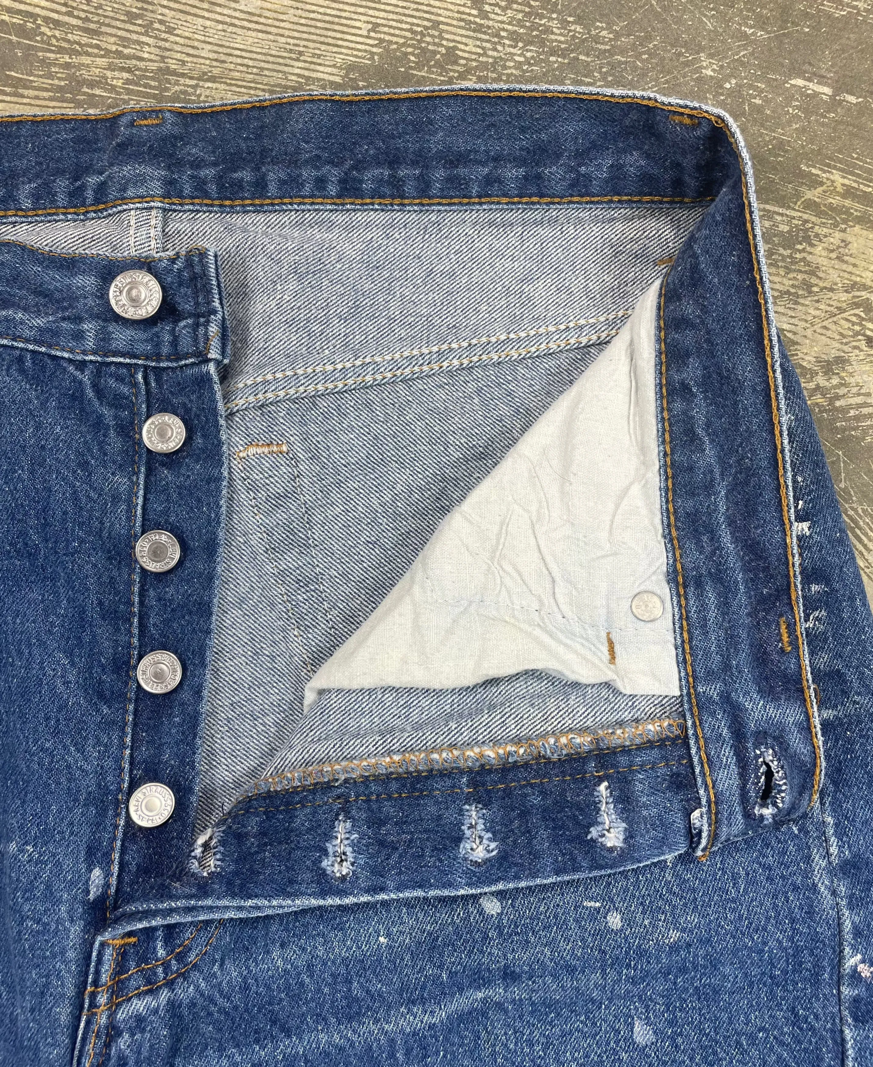 Vintage USA Made Levi 501 Premium Wash & Paint Denim Jeans (JYJ-0315)