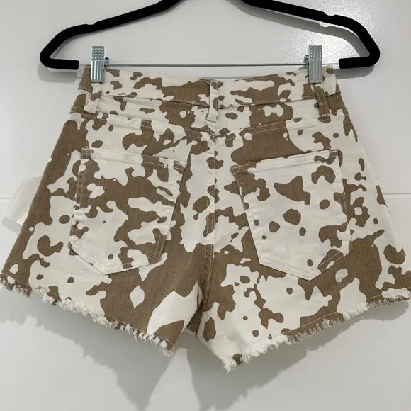 Wisteria Lane brown &amp; white high waisted cow print frayed shorts western NWT S
