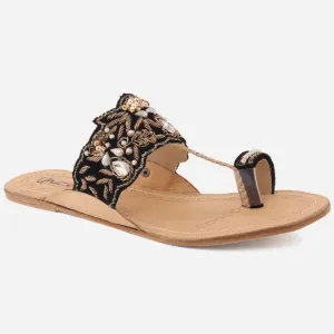 Women "ARIA" Trendy Kolhapuri Slippers
